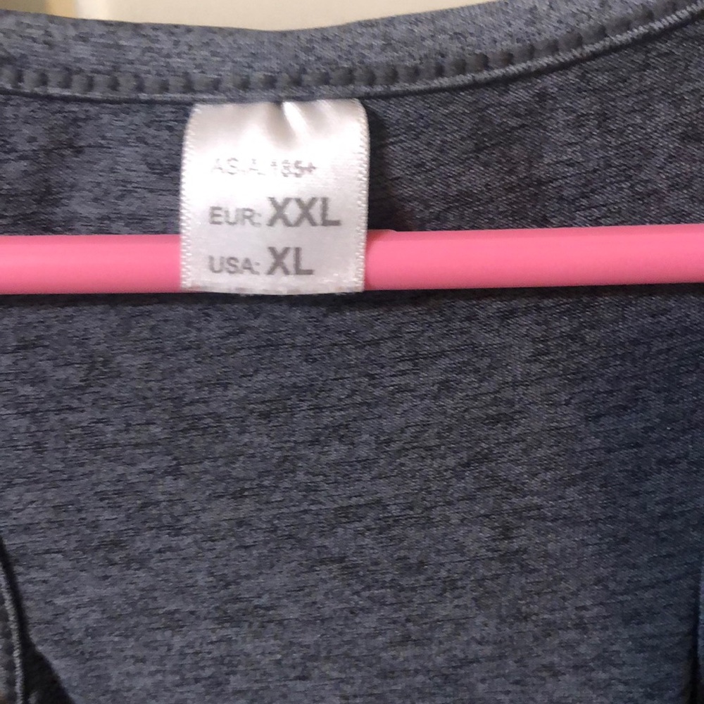 Razorback Tank - Picture 3 of 3